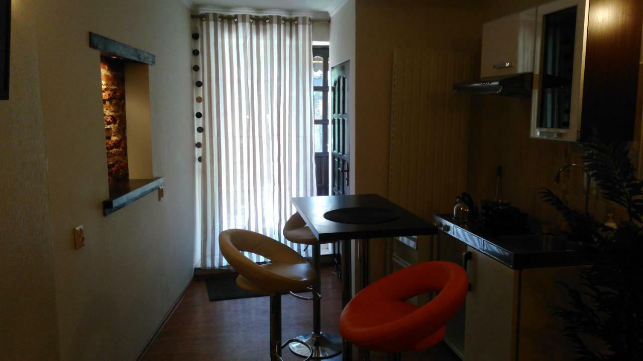 Z Prywatnym Ogrodkiem Centrum Jelenia Góra Extérieur photo